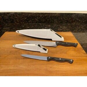 Pampered Chef kitchen Knifes With Sharpening Cases